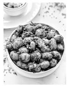 Hing Dhaniye ke Chatpate Aloo