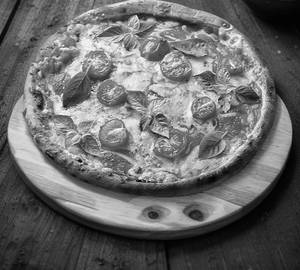 Fresh Tomato Pizza [Regular]