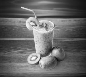 Kiwi smoothies