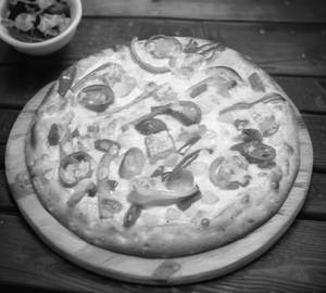 Paneer And Capsicum Pizza (8 inches)