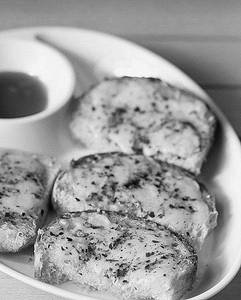 Cheese Garlic Bread (125 Gm)