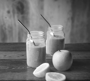 Green apple smoothies