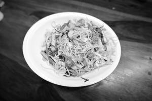 Veg Hakka Noodles