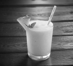 Pineapple smoothies