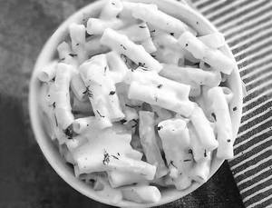 Veg Penne Pasta In White Sauce