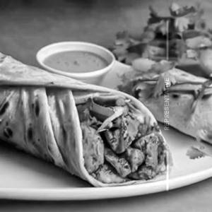 Double Laziz Chicken Roll