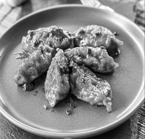 Non-veg Schezwan Momo