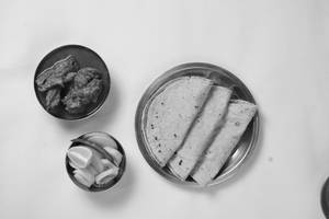 Chicken masala + 3roti