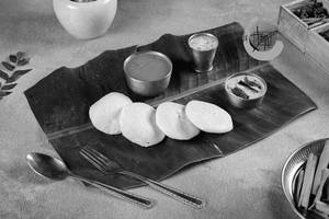 Idli Sambhar (4pcs)