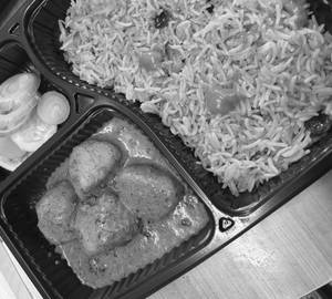 Holud Meetha Pulao+Kashmiri Dum Aloo