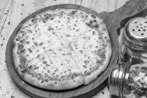 Cheese Corn Pizza
