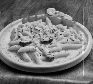 Veg penne alfredo