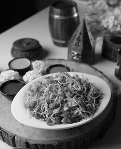 Chi. Hakka Noodles
