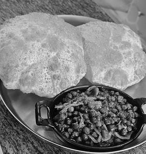 Parota With Kadala Curry [bc]