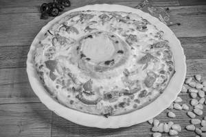 Cheese Volcano Farmhouse Pizza