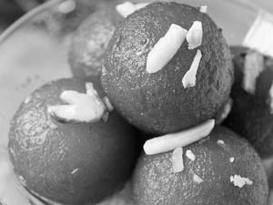 Gulab Jamun