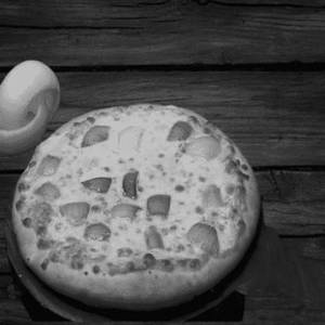 Onion Pizza
