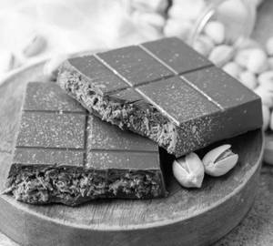Kunafa Chocolate Bar (Small)