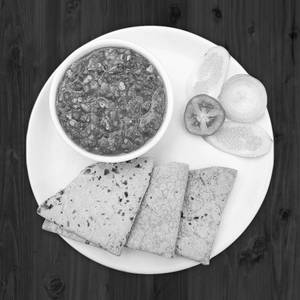 Egg Chicken Tadka half with 2pics Rumali Roti