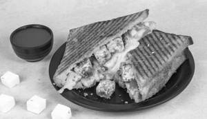 Tandoori Paneer Sandwich