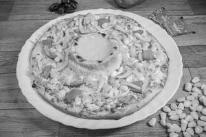 Cheese Volcano Veggie Delight Pizza