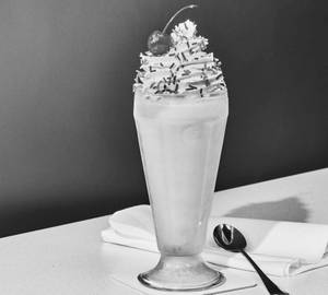 Fresh Vanilla Milkshake