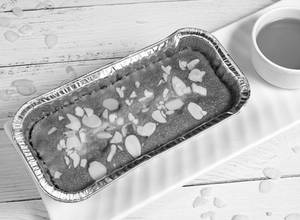 Cake Honey Almond 200 Gms