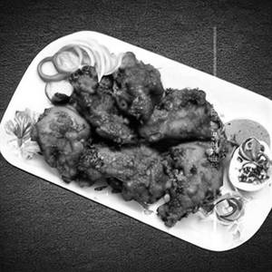 Engineer's Eatery Spl Chicken