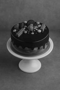Chocolate Mousse Cake Eggless