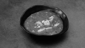 Paneer In Spring Onion Sauce Gravy