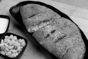 Spicy Garlic Bread [8 inches]