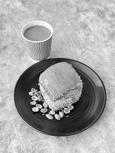 Adrak Chai With Dabeli (serves 1)