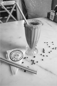 Iced College Classic Shake