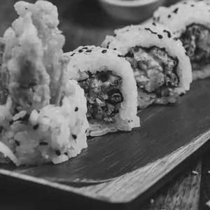 Crunchy Enoki Mushroom Uramaki