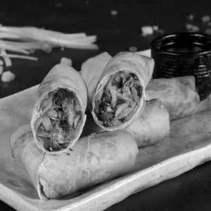 Mussoorie Mall Road Chinese Rolls Veg