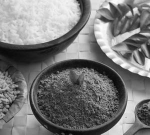 Karivepilai Podi (200 gms)