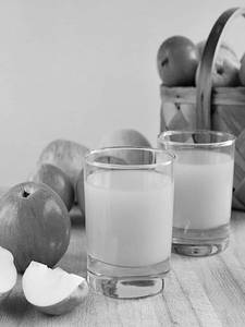 Pure Apple Juice (no Milk)