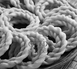 Hand Murukku ( 250 Grams )