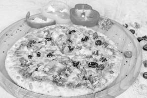 Paneer And Onion Pizza