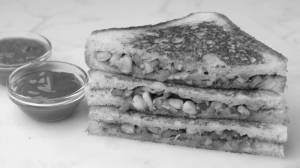 Corn Capsicum Sandwich
