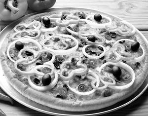 Veg Treat Pizza