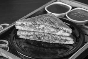 Paneer Makhani Sandwich