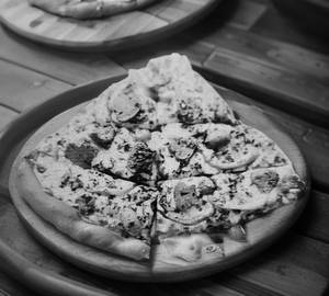 Veg Extravaganza Pizza