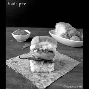 Mini Vada 6Pcs