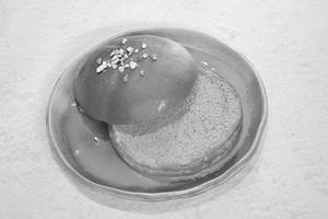 Rosemilk Bun