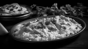 Royal Paneer Butter Masala + Choose Breads +jeera Pulao ( Serves 1 )