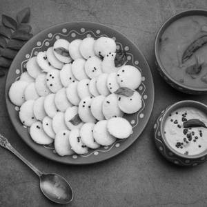 Mini Idli 12Pcs