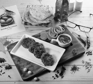 Chicken Kabab with Mini Paratha