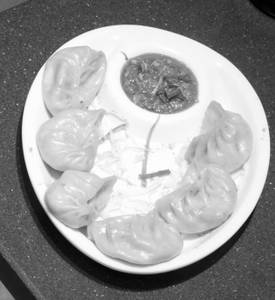 Momos Paneer Steamed