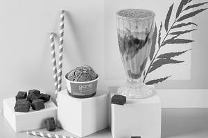 Chocolate Ice Cream Soda [650 Ml]